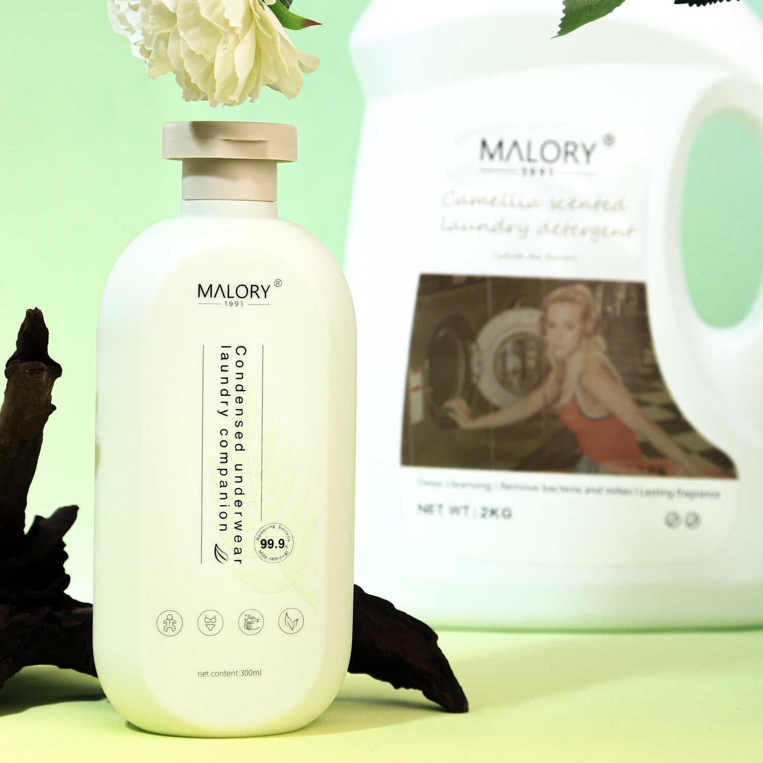 MALORY Laundry Liquid Combo with decorated background 
